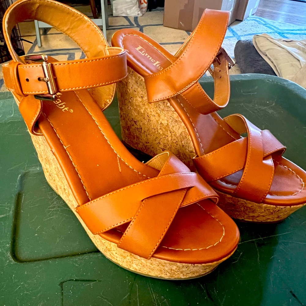 LimeLight Sandals - Size 9